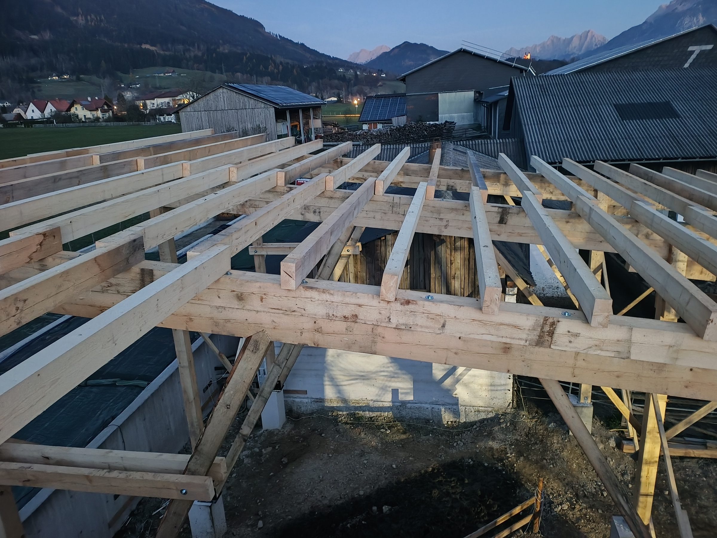Sparren und Pfetten der Maschinenhalle von oben